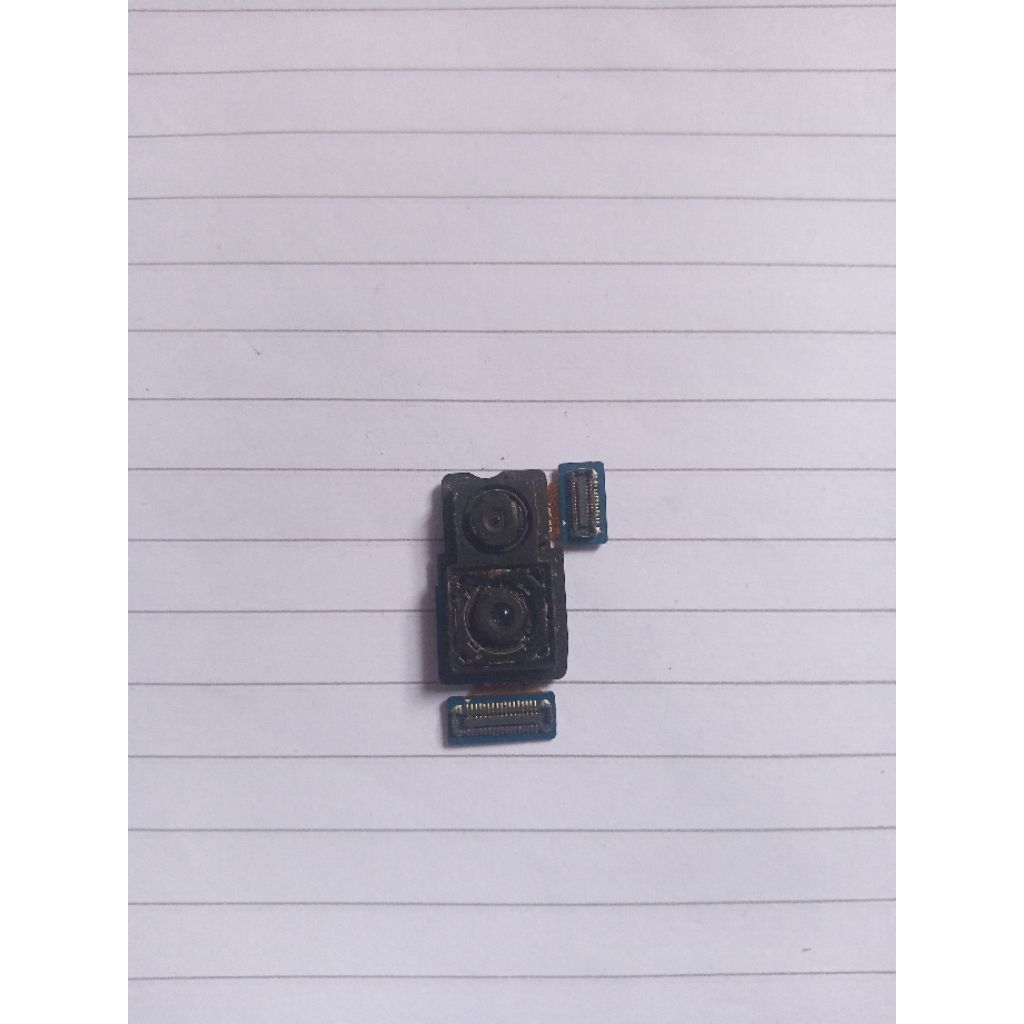 kamera belakang samsung m20