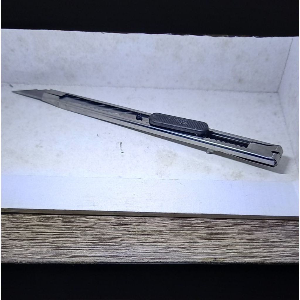 

Pisau cutter stainless