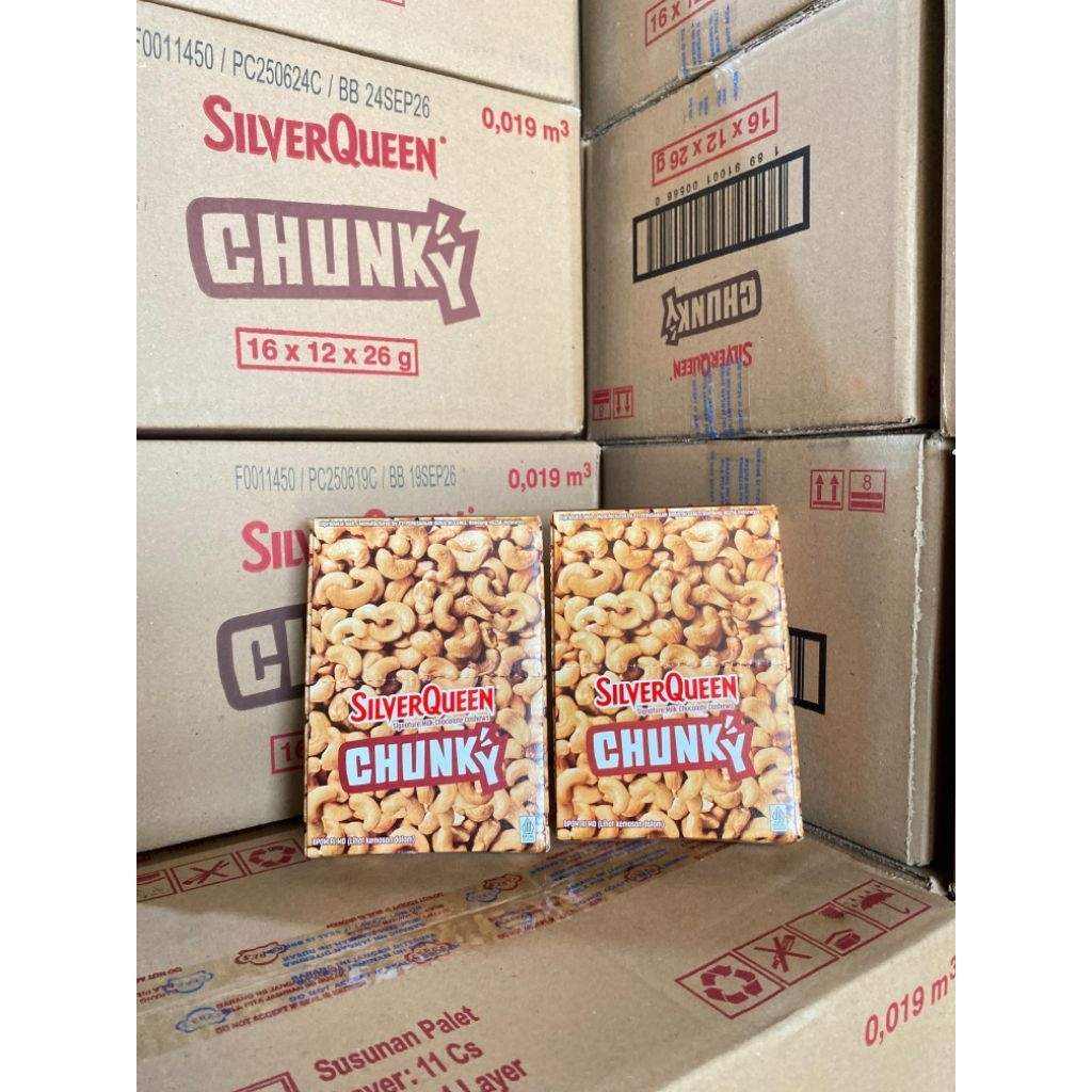 

[READY STOK] SILVER QUEEN CHUNKY BAR CASHEW ISI 12 PCS @26GRAM