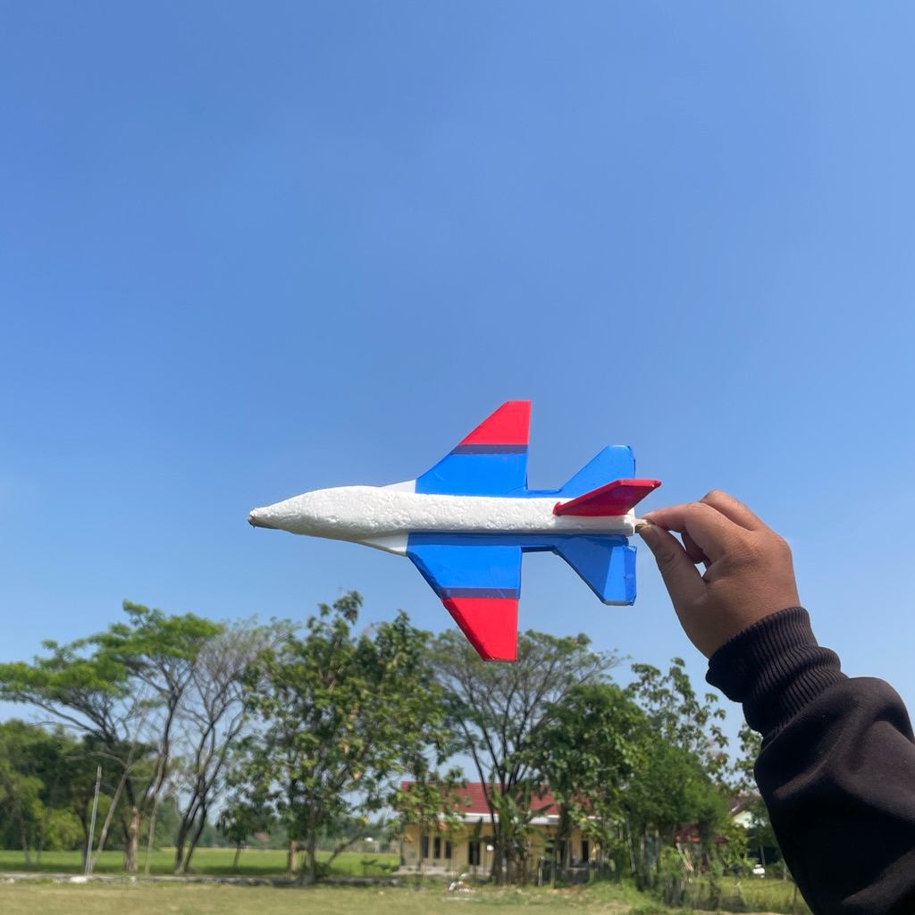 PESAWAT KETAPEL PELUNCUR KARET