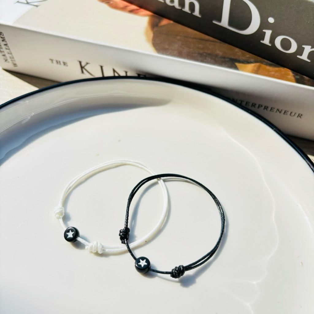 Gelang Couple Hitam Putih Karkater/Gelang pasangan Couple