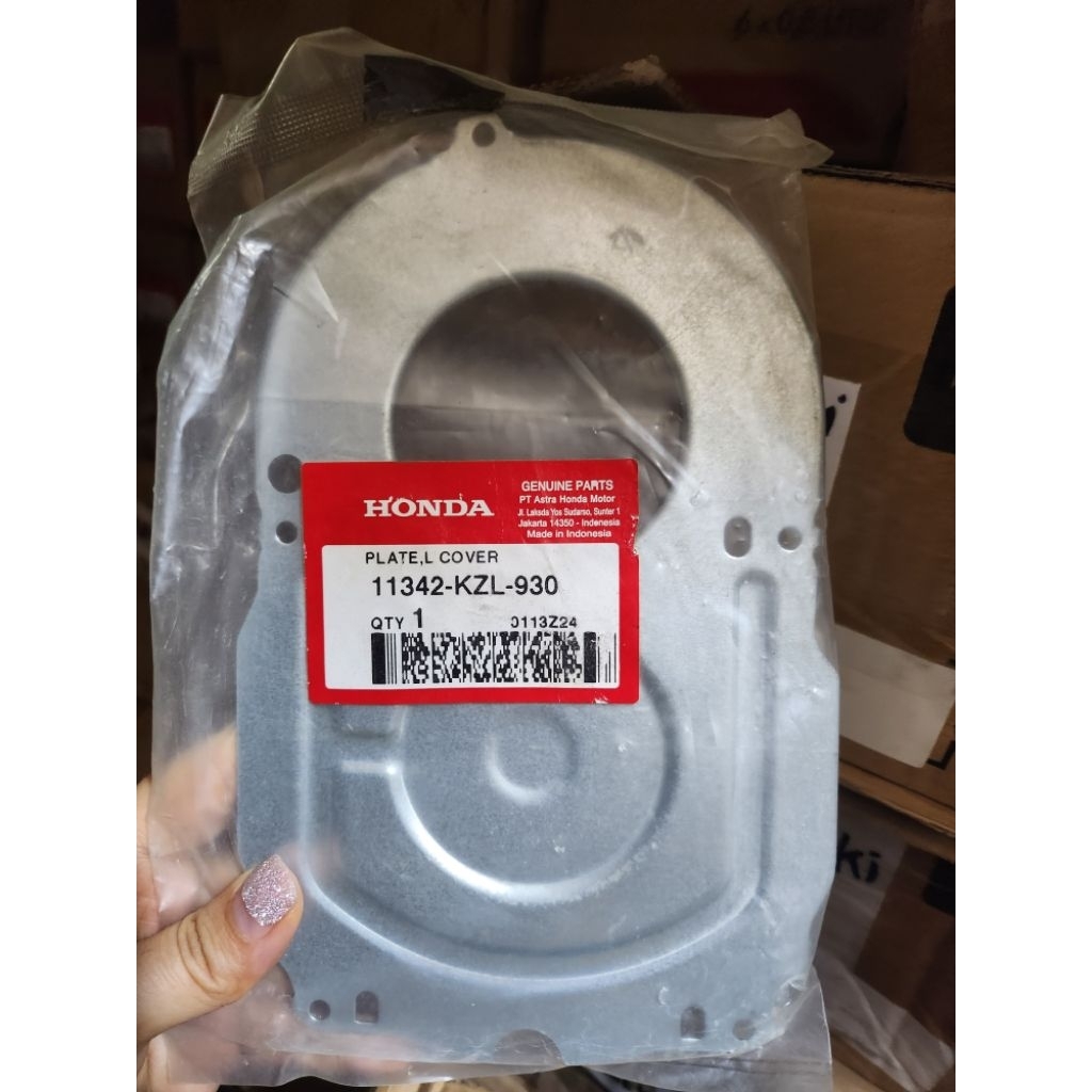 plat tutup gigi engkol slahaan cvt beat f1 asli 11342kzl930