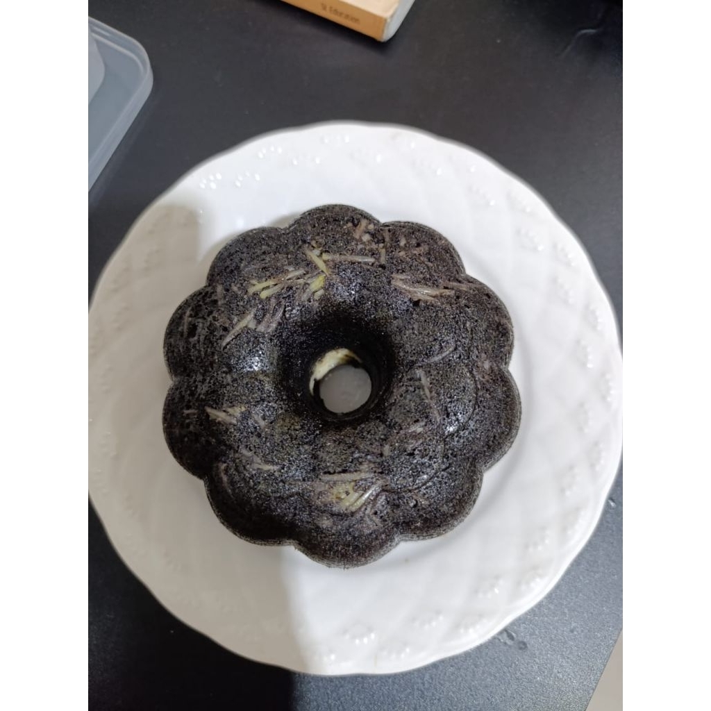 

BOLU KUKUS KETAN HITAM KEJU LUMER