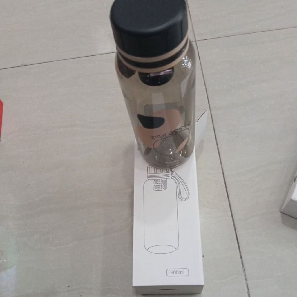 Botol minum carry me