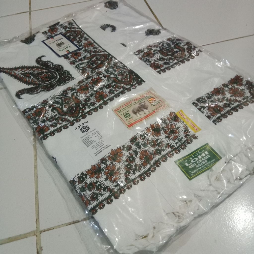 sorban Kashmir India motif print