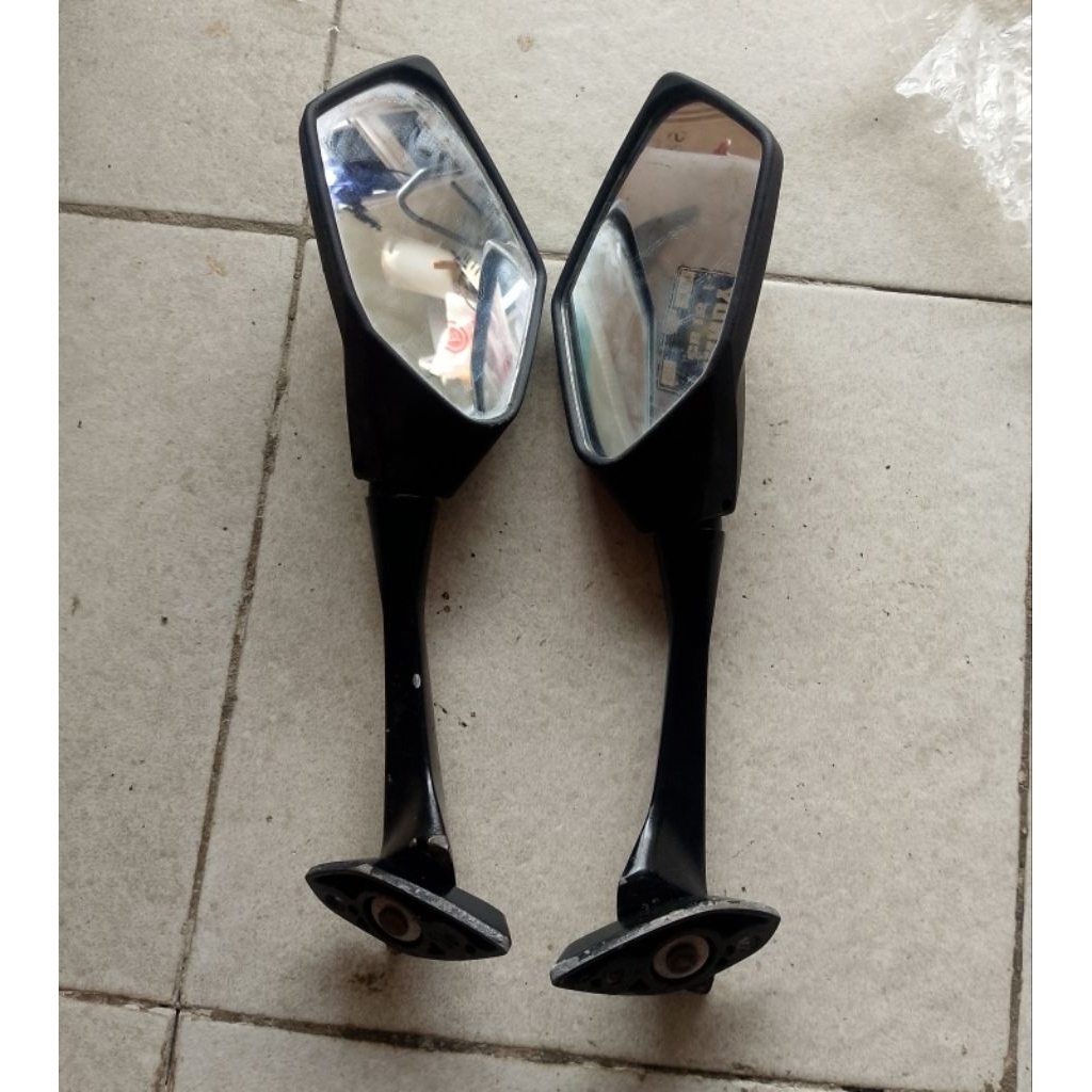 Kaca spion CBR 150R K45N K45R - Spion CBR 150R Facelift Original