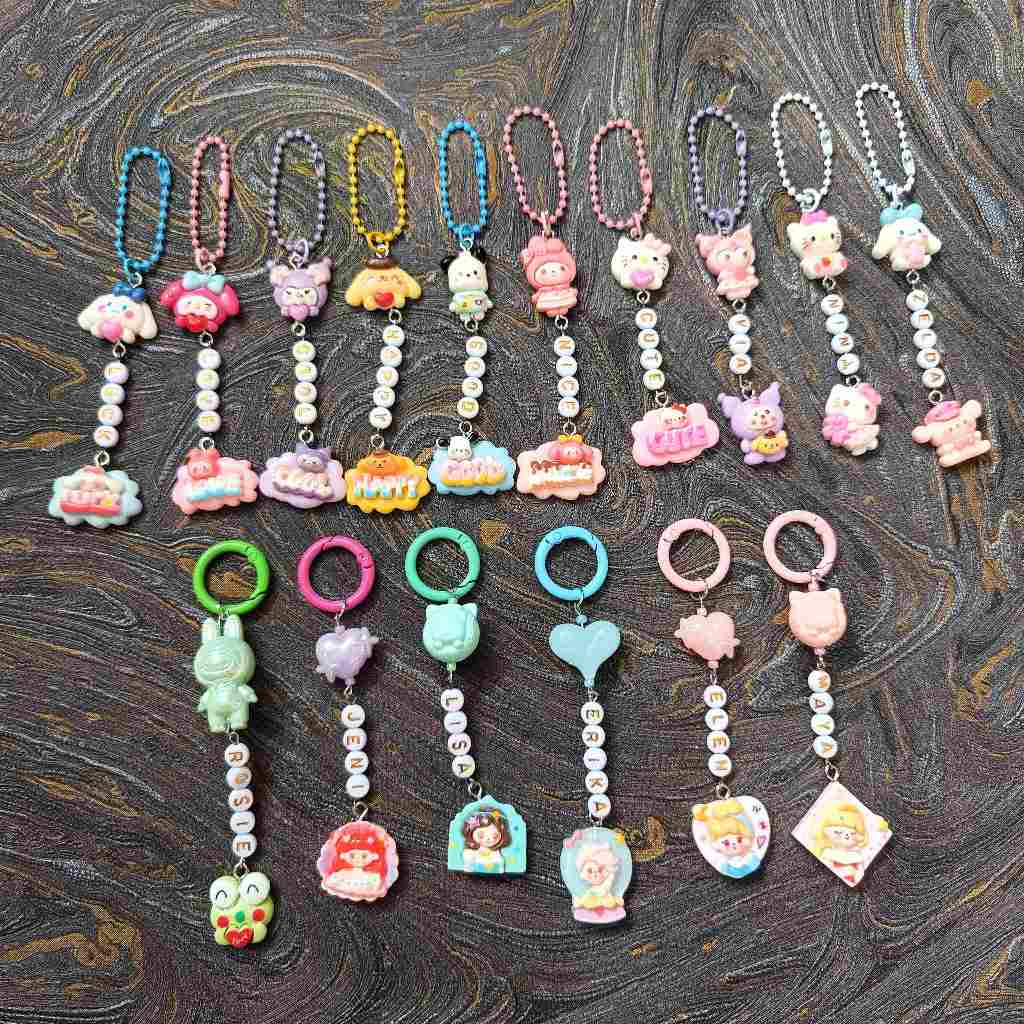 Gantungan Kunci Ganci Custom Nama Unisex Cewek Cowok Untuk Anak Sekolah Label Nama Hang Tag Hampers 