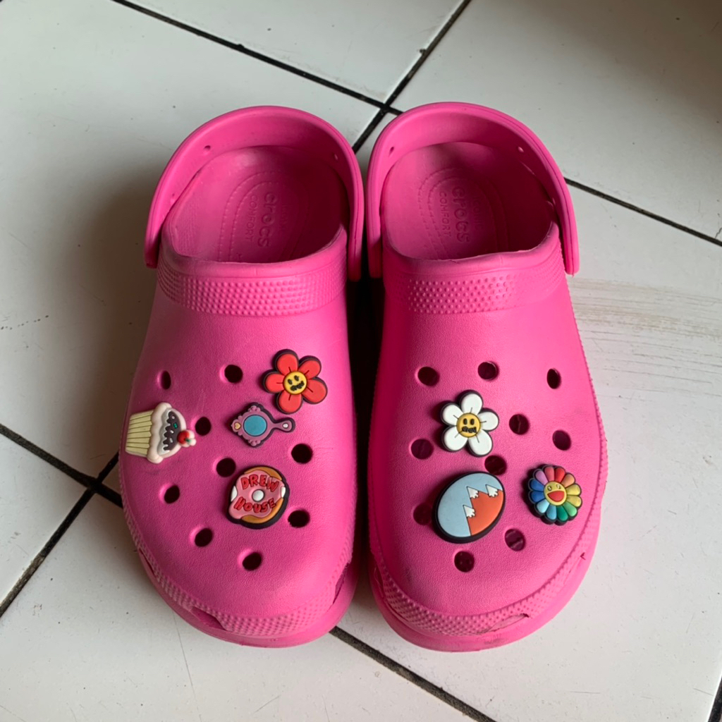 CROCS Original Preloved Pink Fanta Fuchsia with Jibbitz