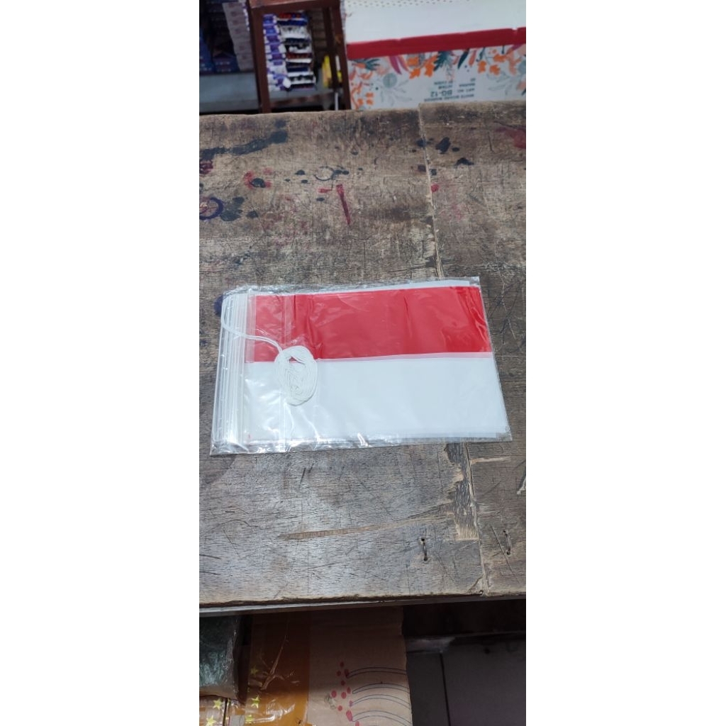bendera tali merah putih