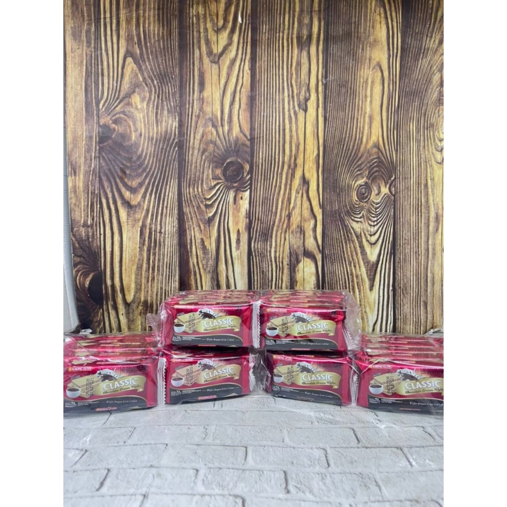 

Khong Guan Classic 18 gram Isi 10