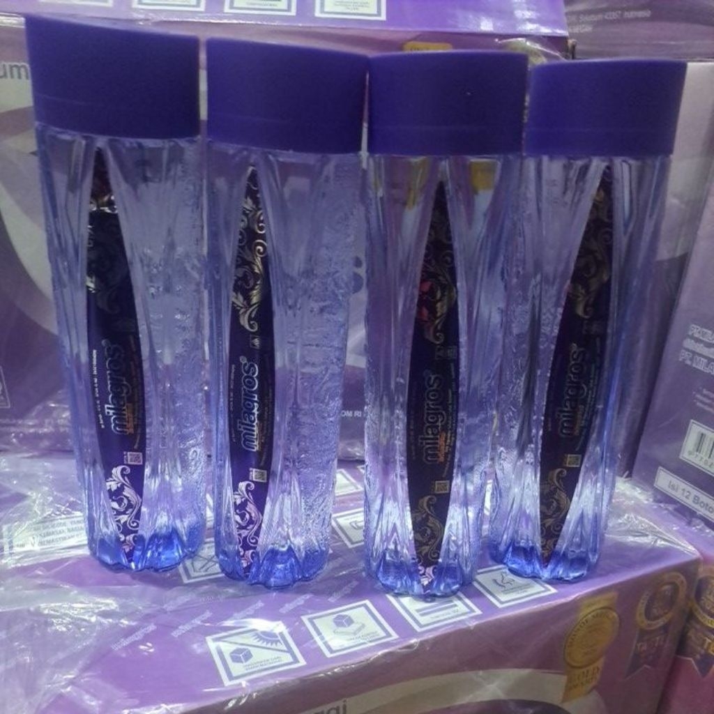 

12 botol Air kesehatan Air Alkali 1 dus Mila bukan Pristine