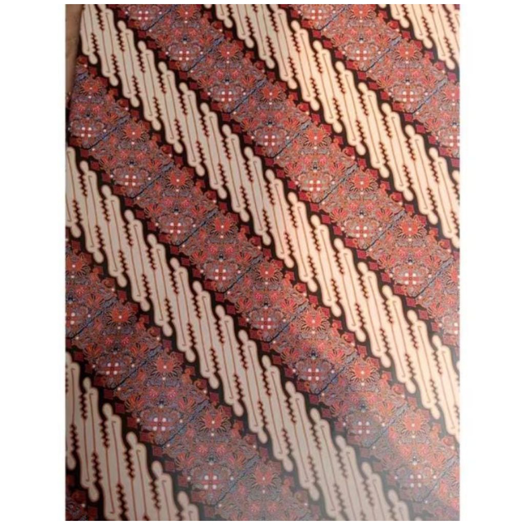 

KERTAS KADO KIKY MOTIF BATIK (MOTIF RANDOM SESUAI KETERSEDIAAN) PASTI DIKIRIM YANG BATIK