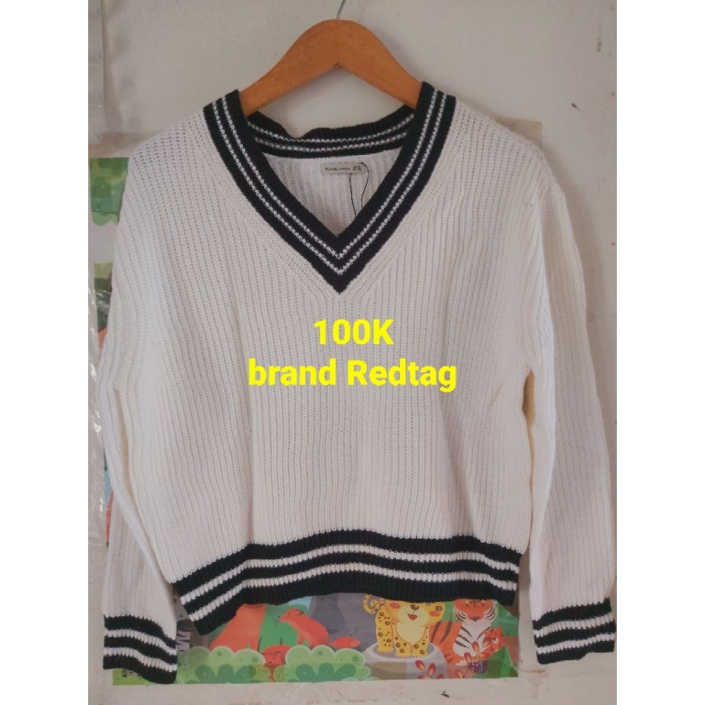 Cardigan Idol Hwang Minhyun