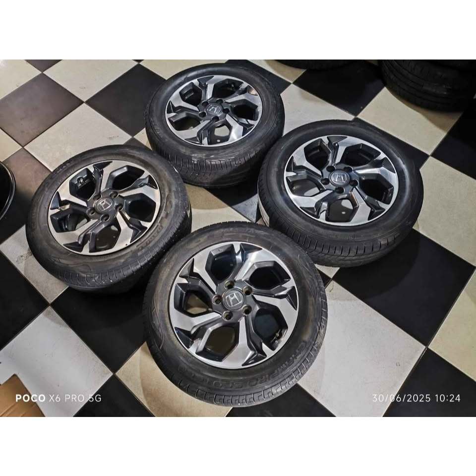 VELG MOBIL BRV 4 PCS 1 PAKET PELEG ORIGINAL STD BRV R16X6 5X114 ET50 G-P + BAN DLP(2)GT(2) 205 60 R1