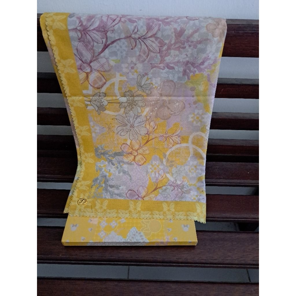 Buttonscarves The dream Park  Sun