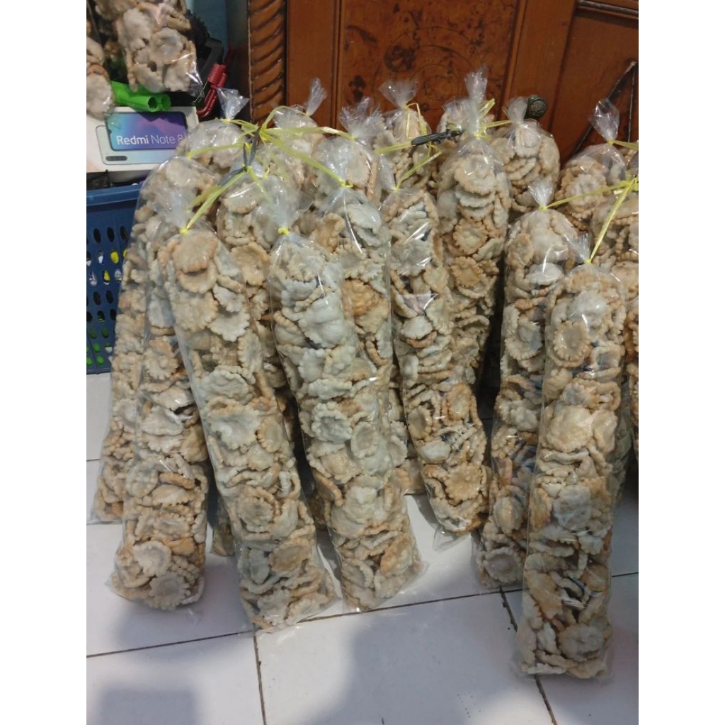 

Kempelang Tunu mini isi 100 keping