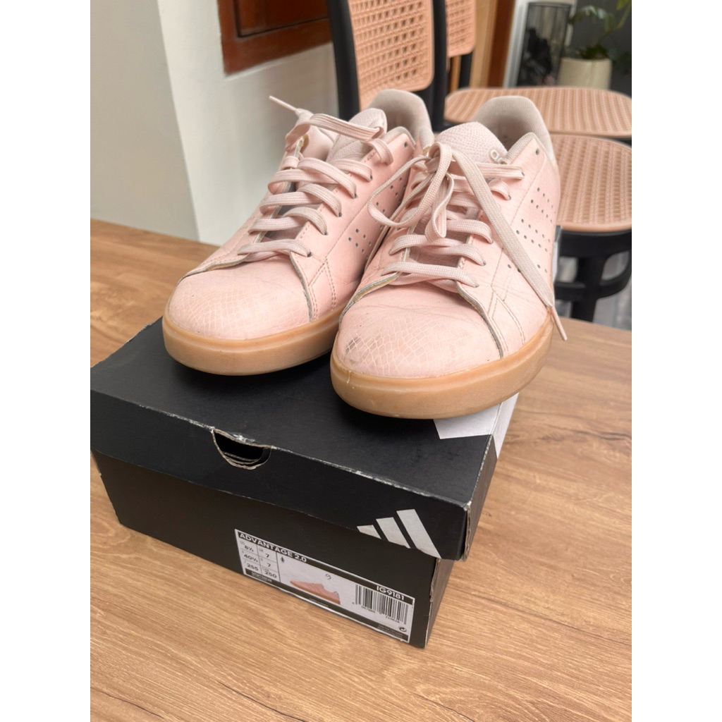 Adidas Tennis/Lifestyle Advantage 2.0 shoes