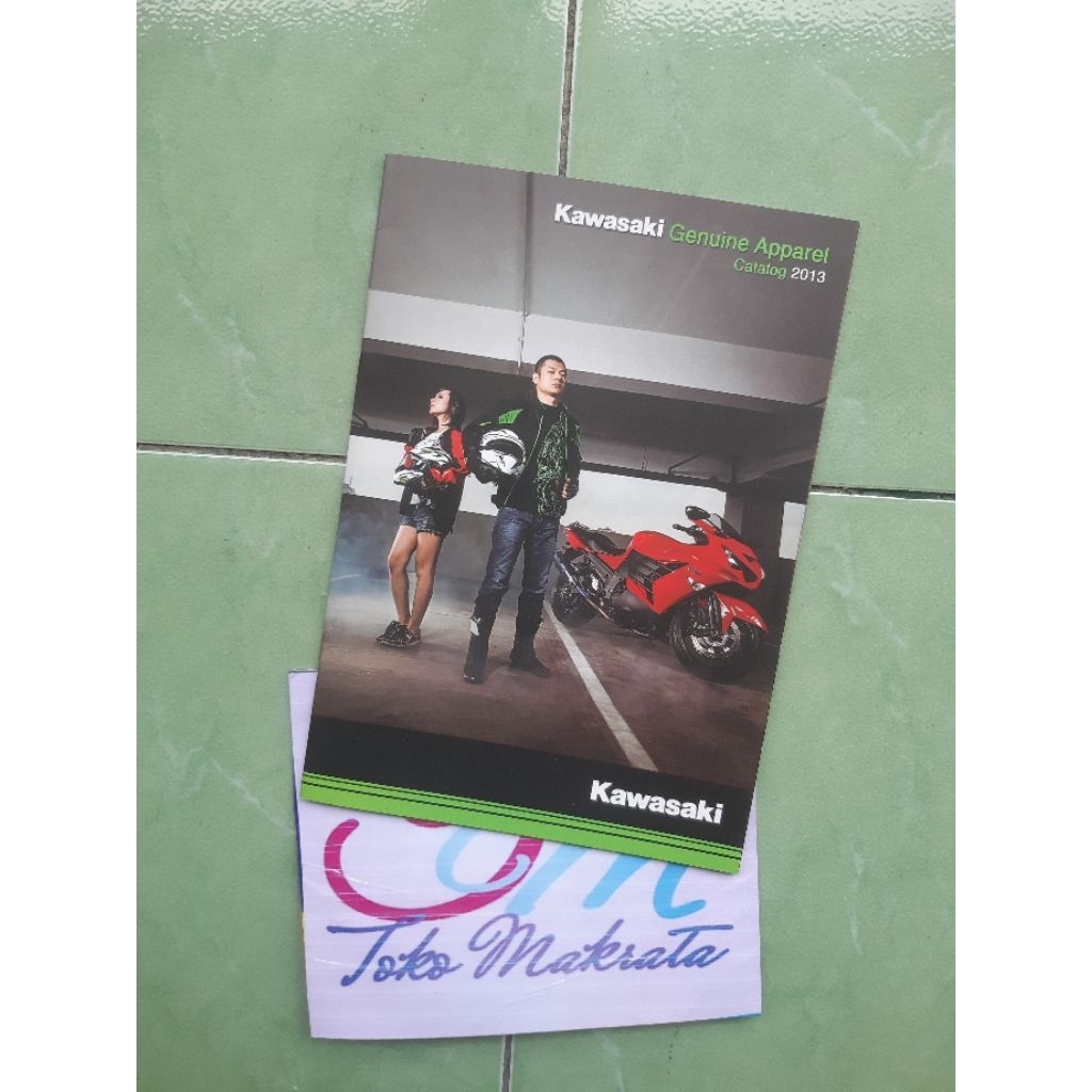 buku booklet brosur iklan katalog produk motor Kawasaki tahun 2013
