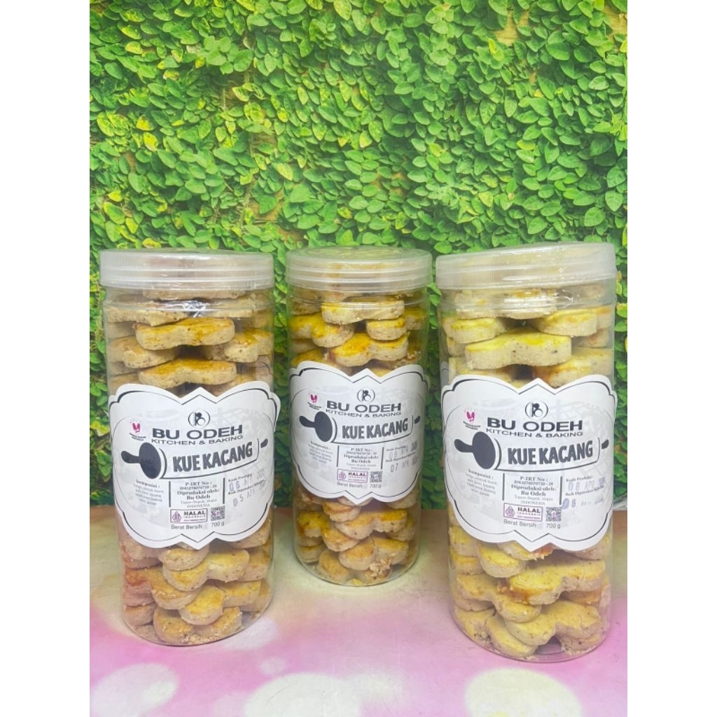 

Bu Odeh Kue Kacang 700 gram