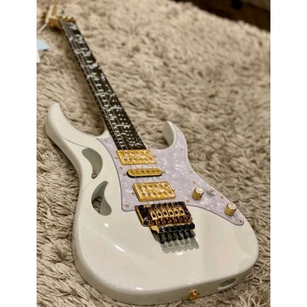 Gitar ibanez PIA custom High Quality