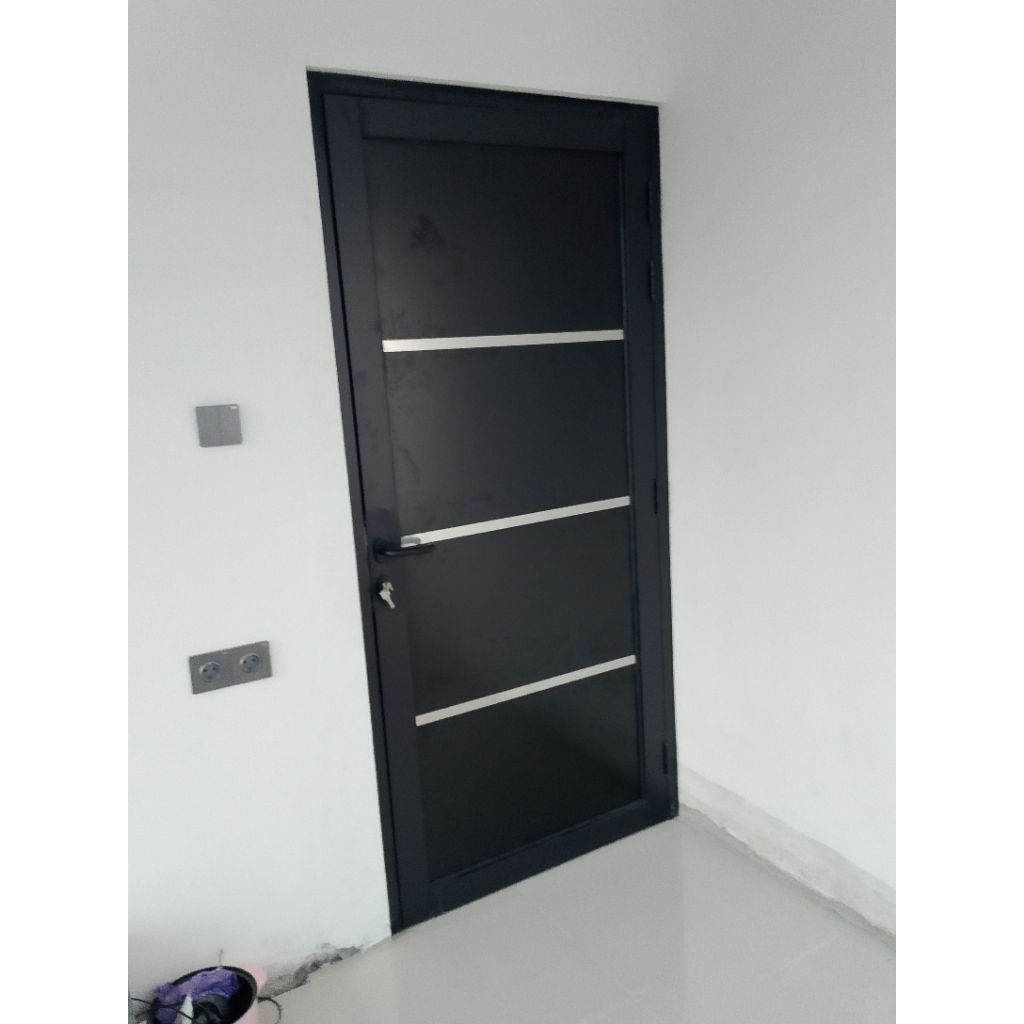 pintu kamar tidur dan kamar mandi aluminium,kusen 3 inch,kaca 5mm