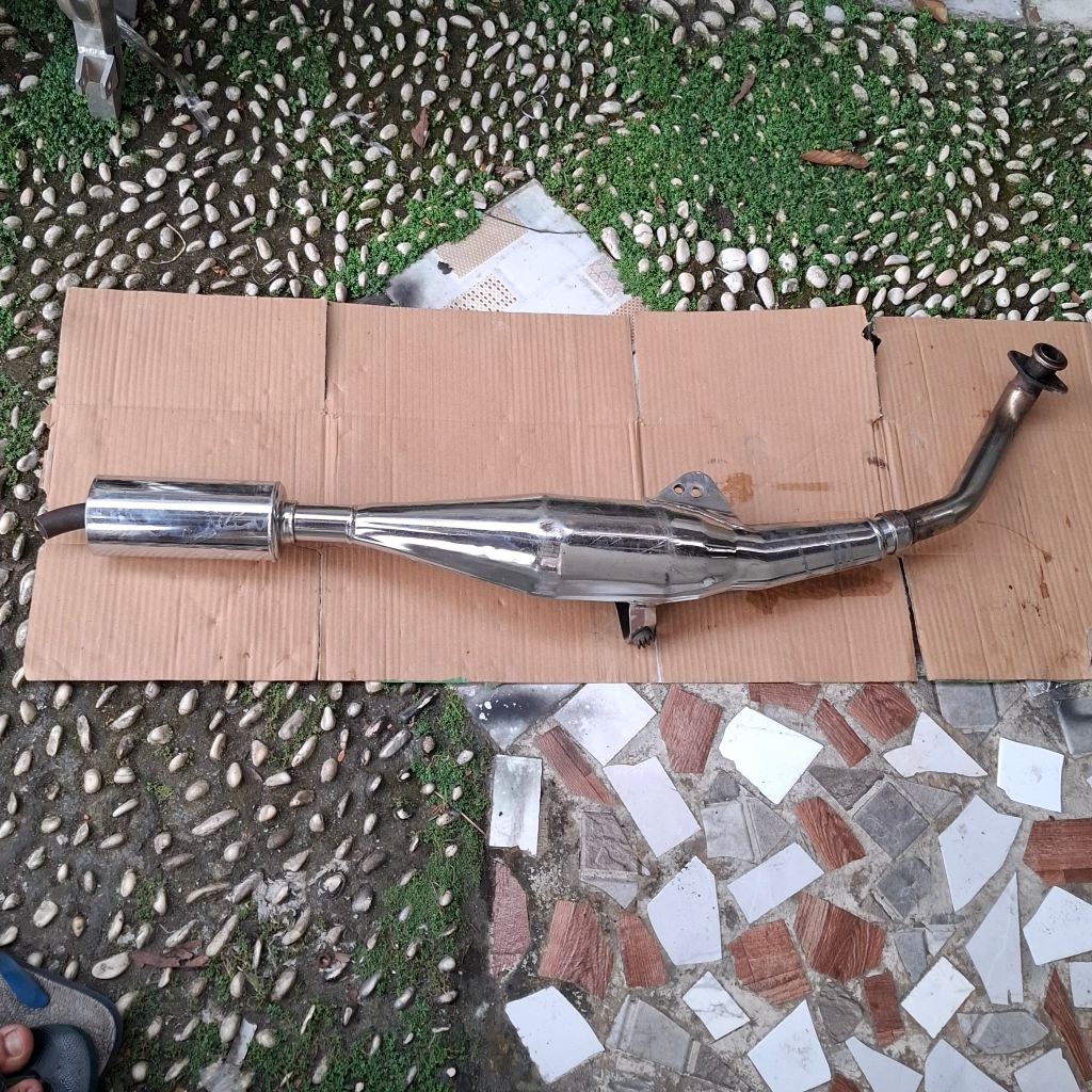Knalpot ori fiz r f1z r original copotan (belum bobok)