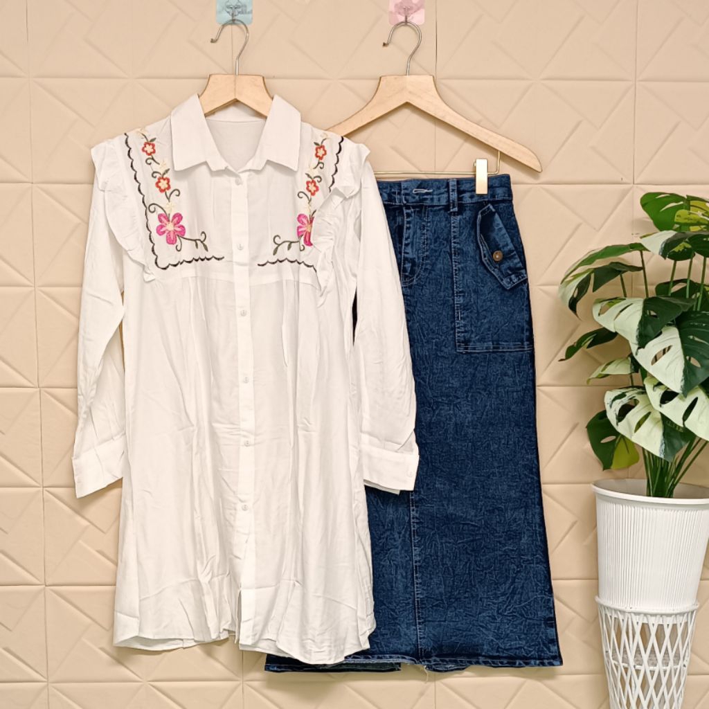 Vanda Setelan Tunik Rayon Motif Bordir Bunga Dan Rok Span Jeans Setelan Wanita Best Seller