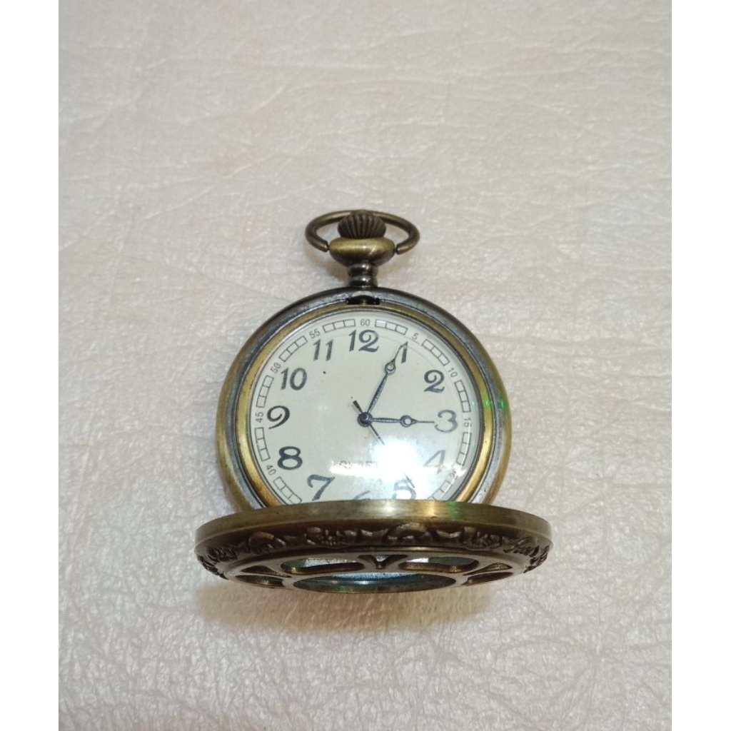 Di Jual Jam Tangan Saku Antik/Jadul.