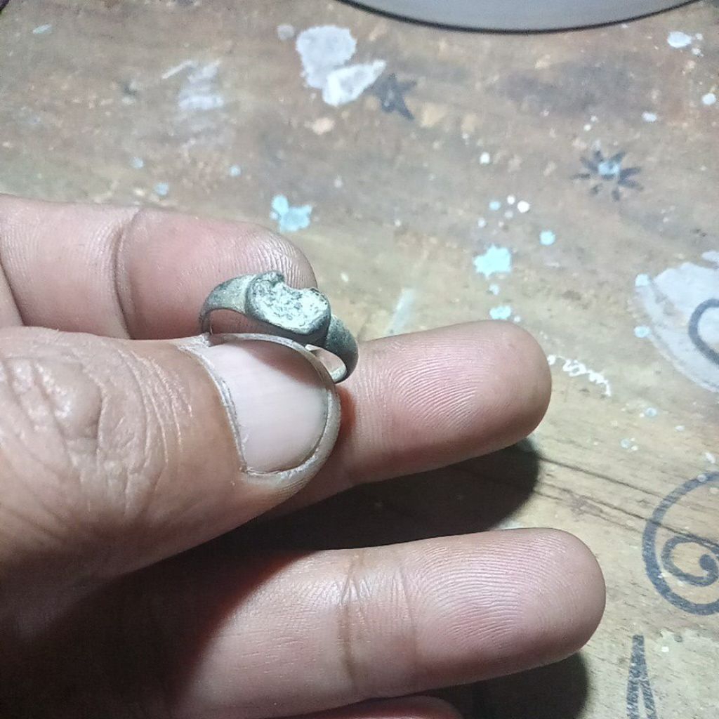 cincin kabudan temuan sungai bengawan