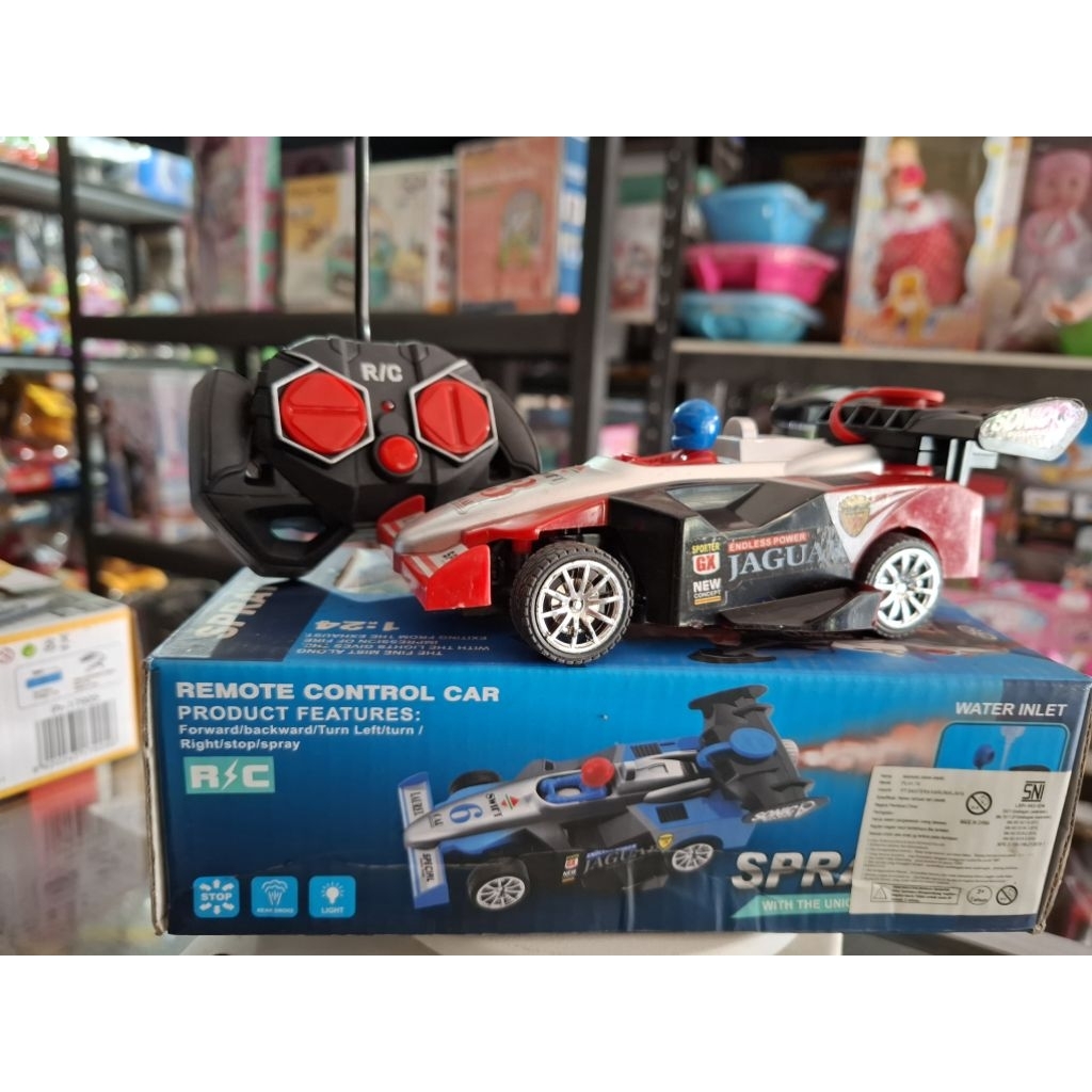 Mainan RC Formula One Bisa Spray