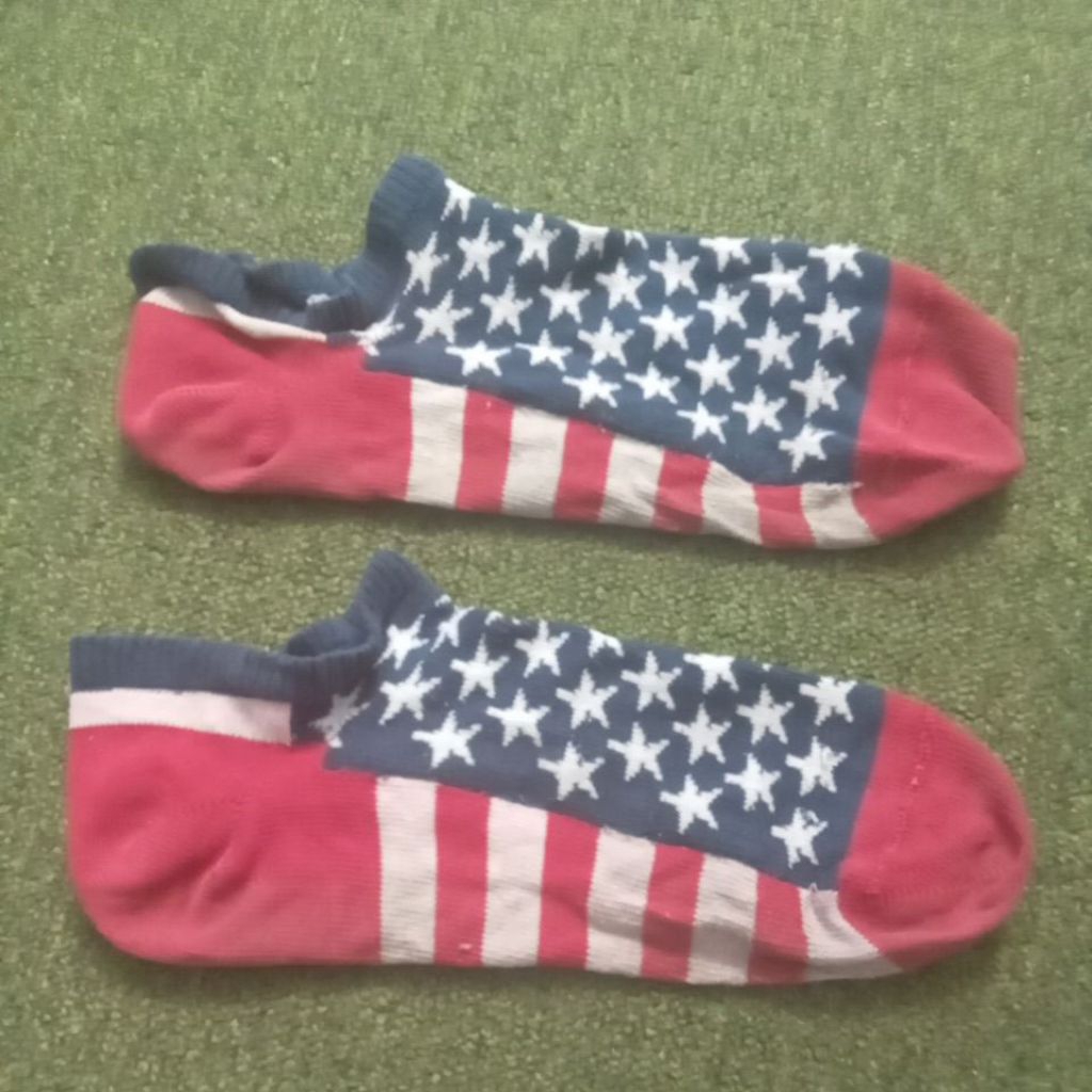 PP KAOS KAKI MERAH PUTIH BIRU BINTANG