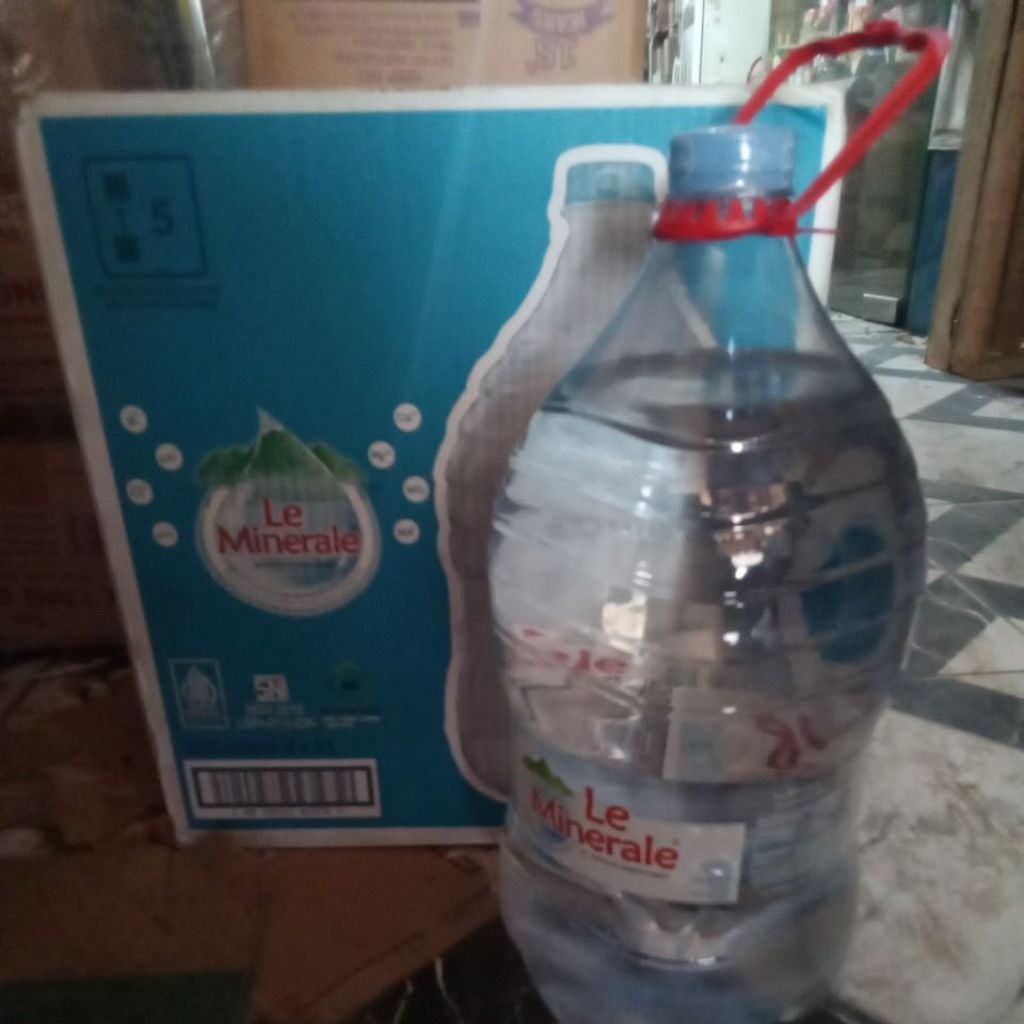 

Minuman Le Minerale Galon 5Liter