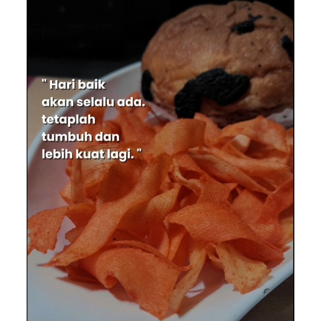 

Keripik singkong brekele pedas cantik daun jeruk untuk teman ngobrolmu