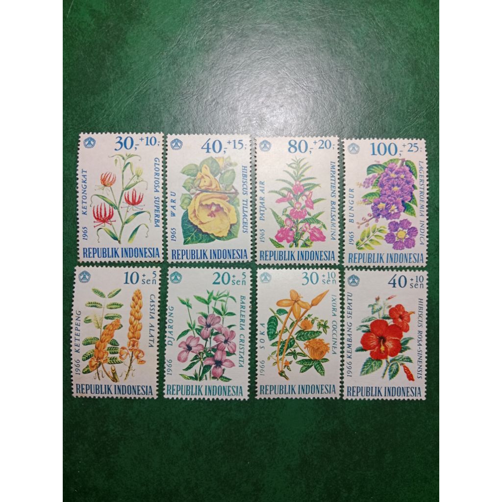 

Prangko Indonesia 8 Pcs Bunga seri 1 & 2 Tahun 1965/1966 UN USED
