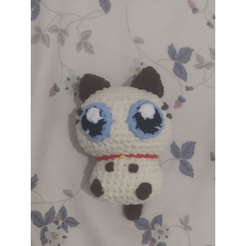 boneka rajut kucing himalaya