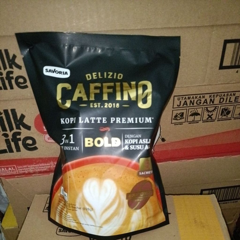 

caffino kopi latte premium 3in1 1 pouch isi 5's