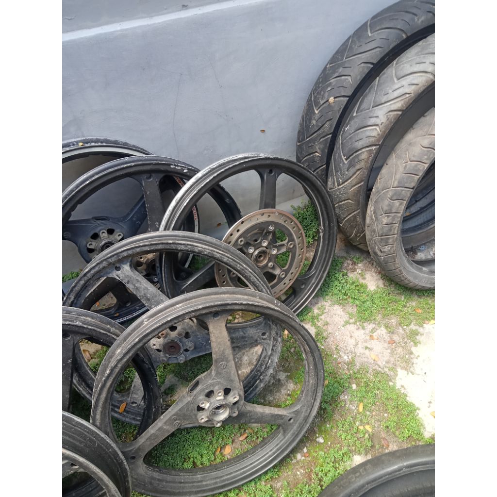 VELG CW DEPAN ORIGINAL COPOTAN TIGER REVO ( ORIGINAL SECOND)