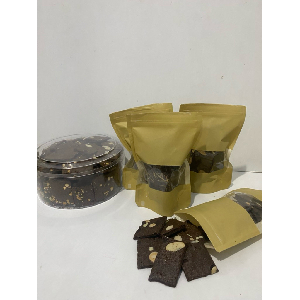 

KRIPIK BROWNIS HOMEMADE Kemasan 30 Gram