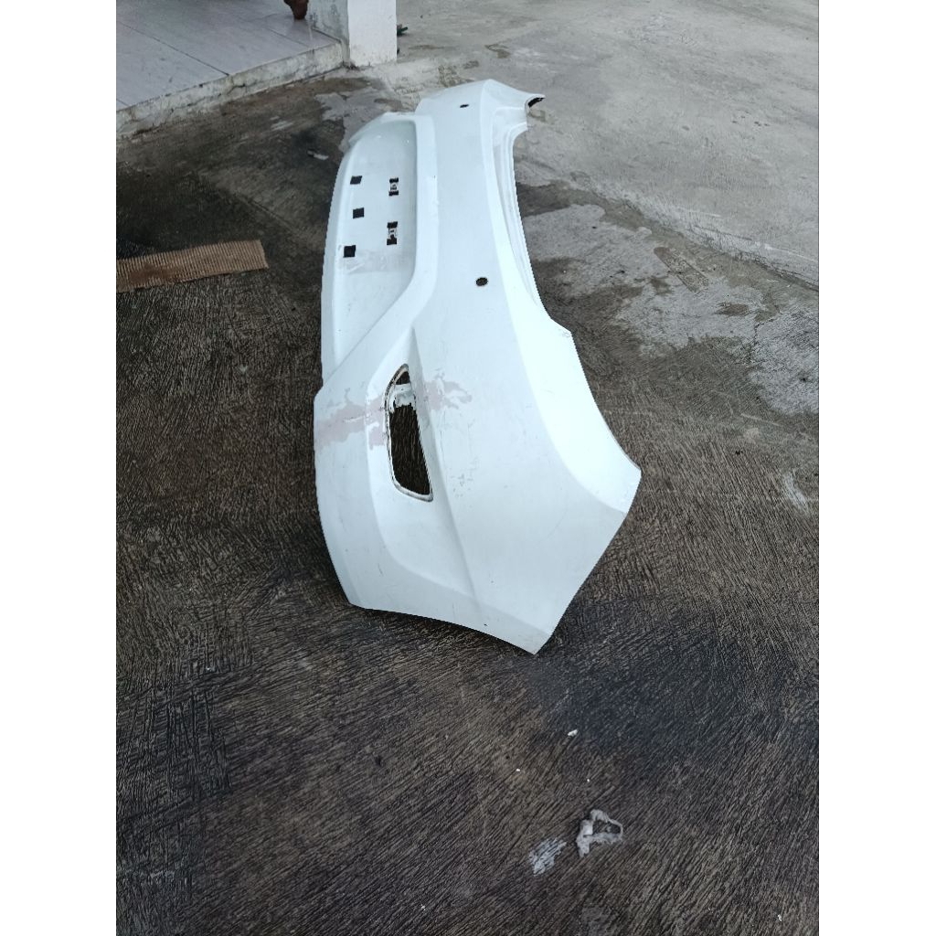 bumper belakang hyundai Avega original
