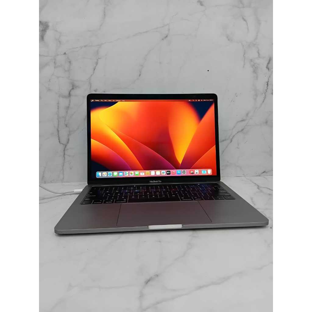 Macbook Pro Toucbar 2019  13 inch Core i7 2,7ghz 16gb/1tb