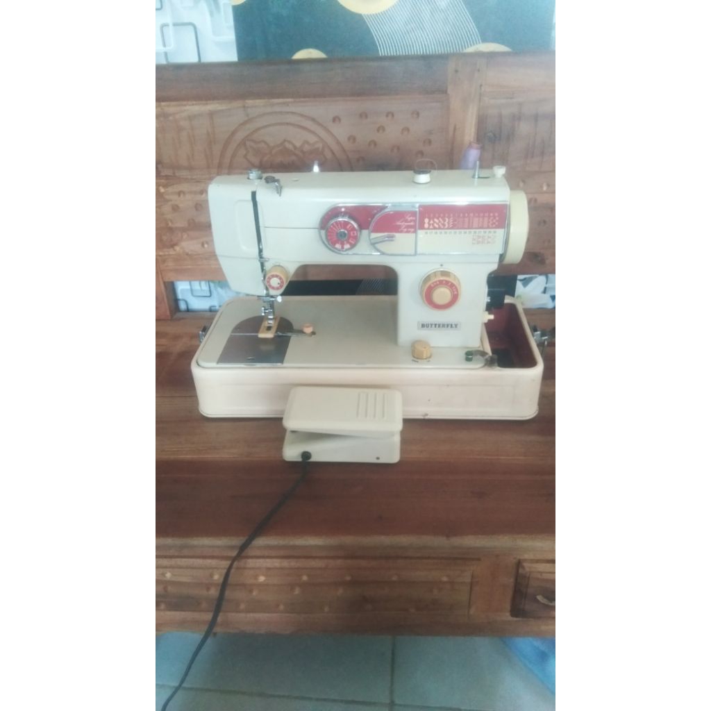 mesin jahit lubang kancing Butterfly
