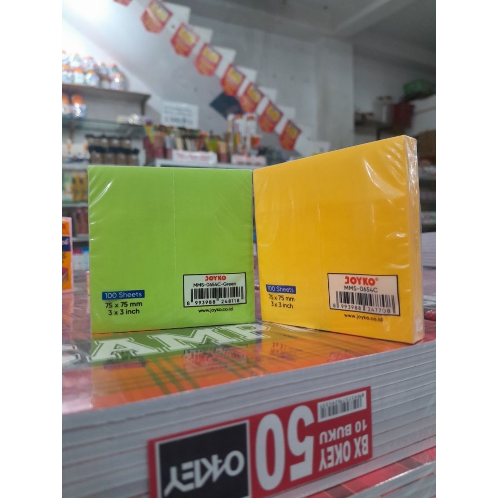 

Memo Stick Joyko MMS-0654C Ukuran 75x75mm (3x3 inch) Isi 100 Lembar 1 Warna