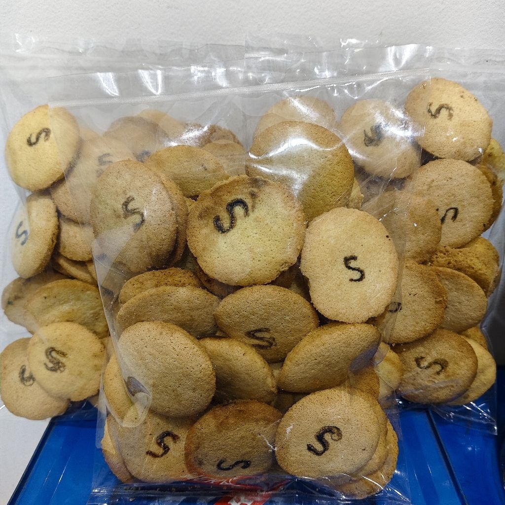 

Bolu mangkok kering manis dan renyah 250gram