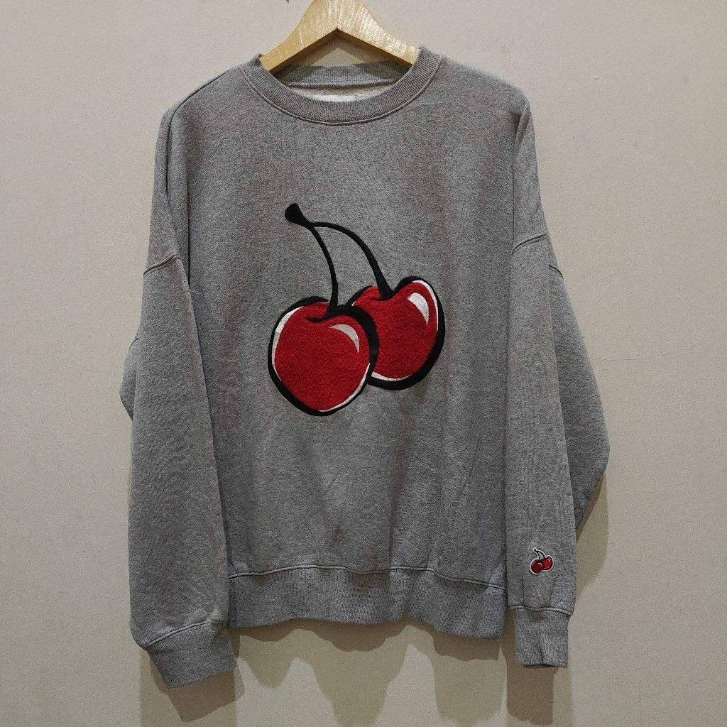 Crewneck Sweater Kirsh Cerry Grey Second
