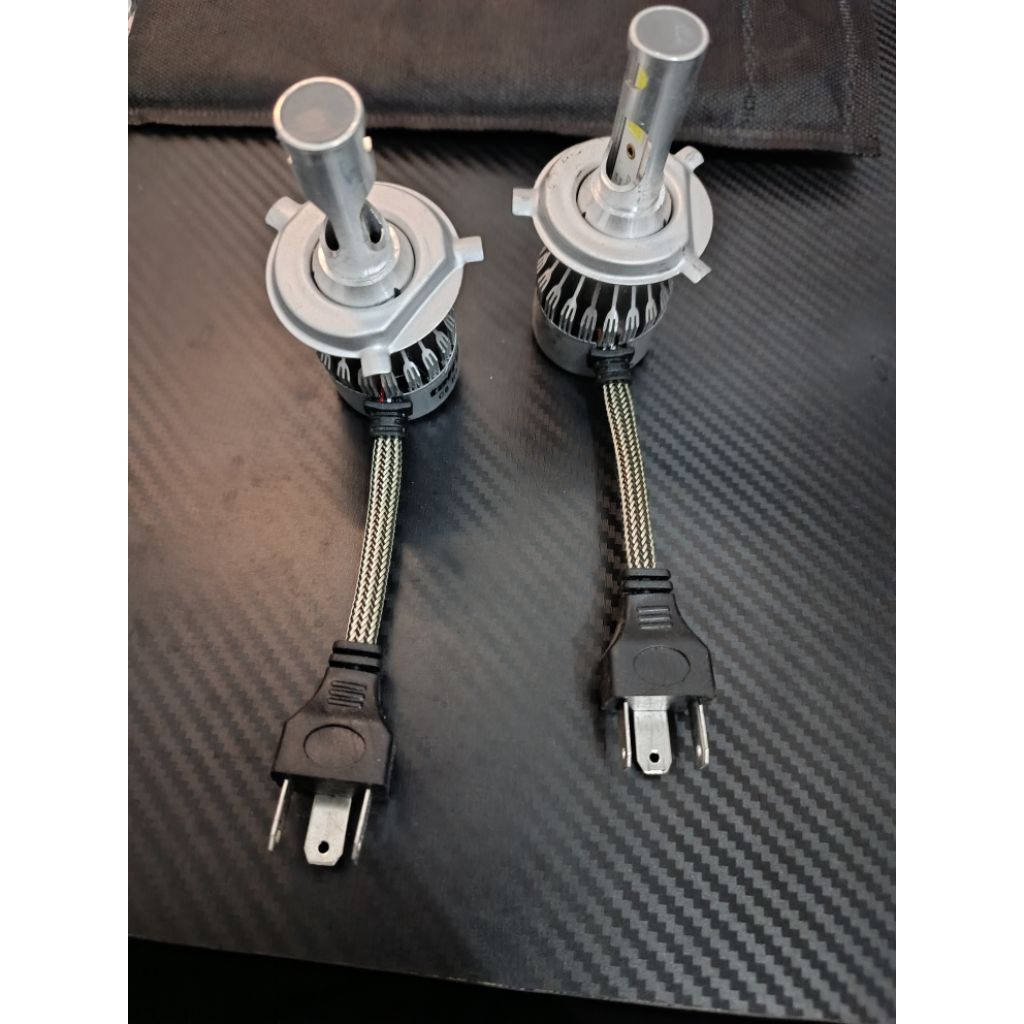 Lampu mobil Led C6 H4.