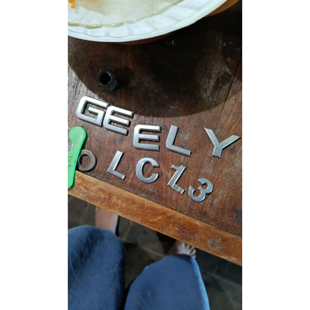 emblem Geely panda lc 1,3