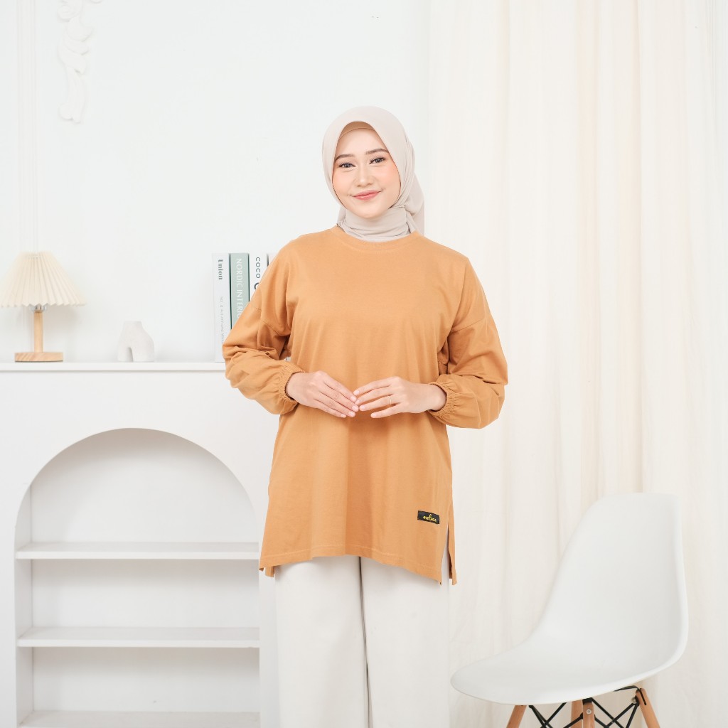 Kaos Atasan Almond Brown