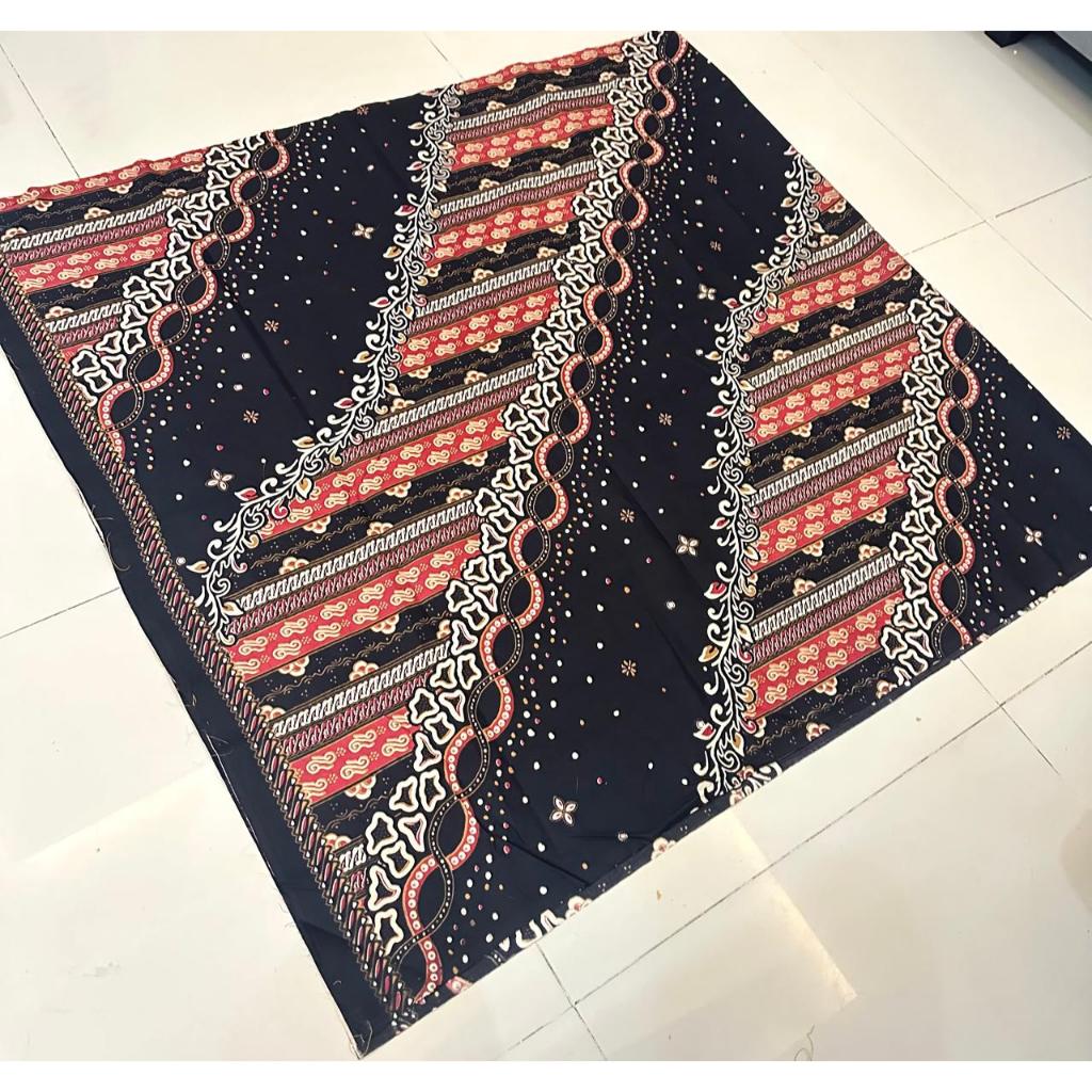 Batik Jarik Parang Barong - Kain Tradisional Elegan Modern Look