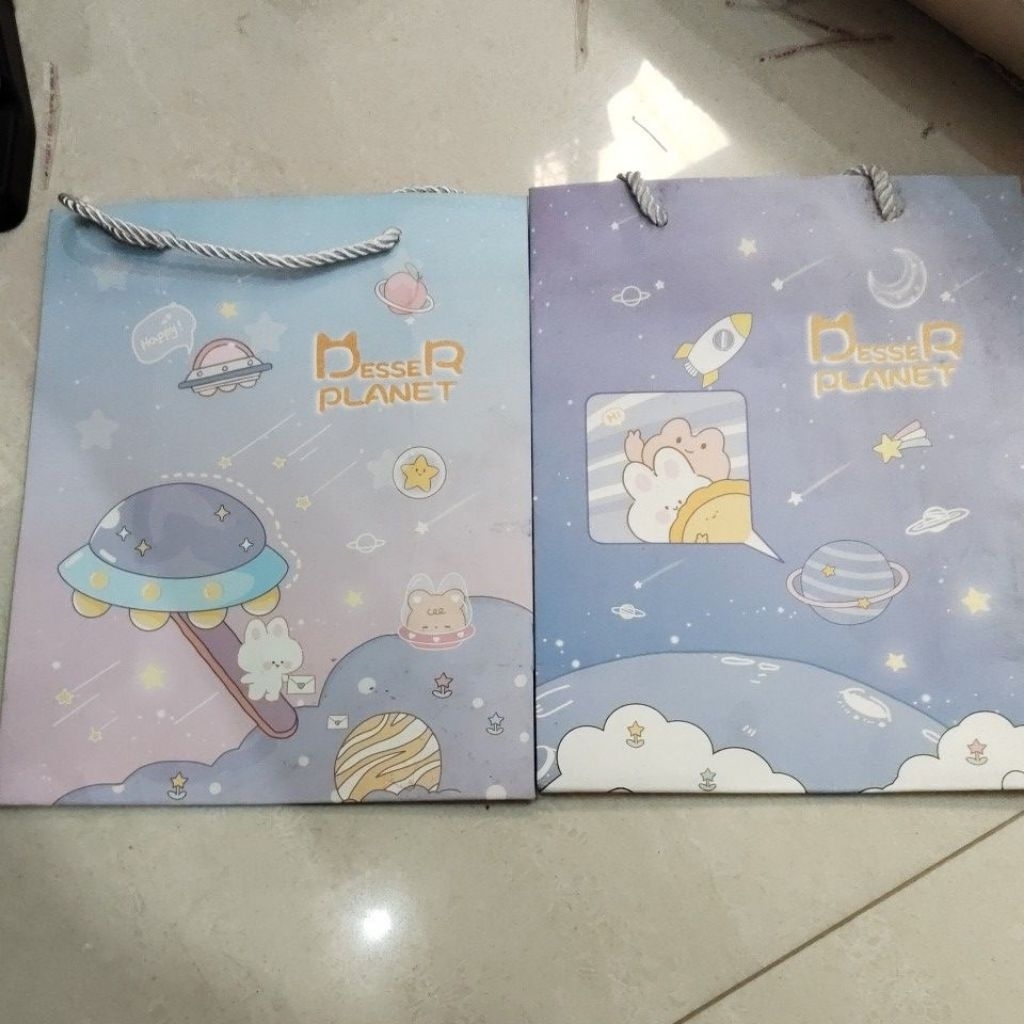 

delunashop PAPERBAG TALI MOTIF UKURAN M / TAS KADO TALI MOTIF UKURAN M