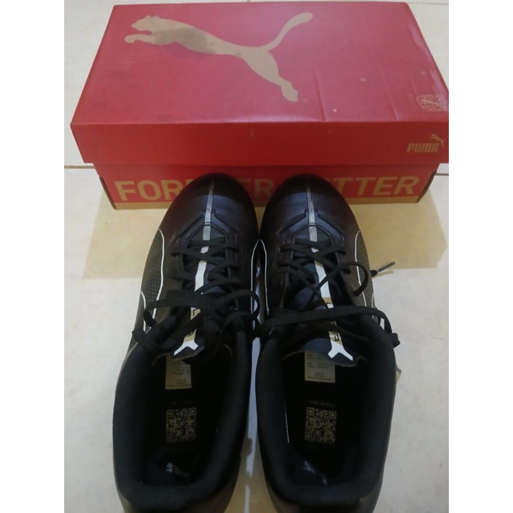 sepatu futsal puma ori
